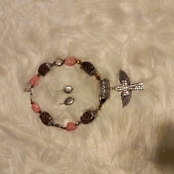 Leopard & Stone Cross Wings Chunky Necklace Earring Set - Picture 1 of 4